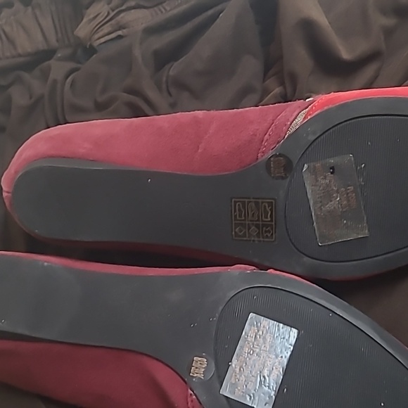 BCBG Rhinestone Decor Flat Mules - Picture 5 of 7